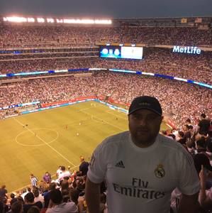 Meet your Posher, Kire